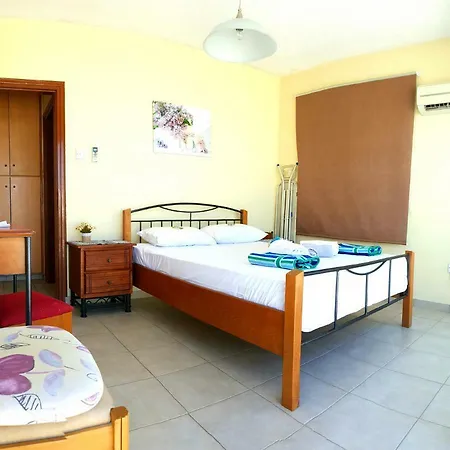 1bdr Apt In The Heart Of Protaras,2' To Fig Tree! Appartamento *